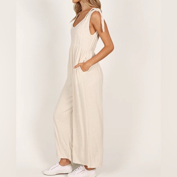 Petal & Pup Ayla Linen Jumpsuit Oatmeal - Picture 5 of 11